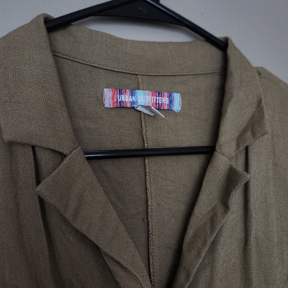 UO Simone Linen Collared Jumpsuit - Picture 7 of 8